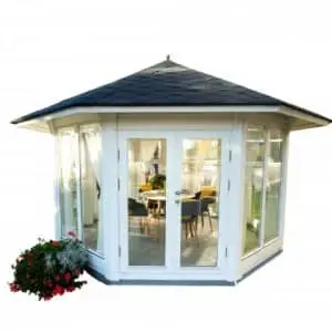 Holzpavillon